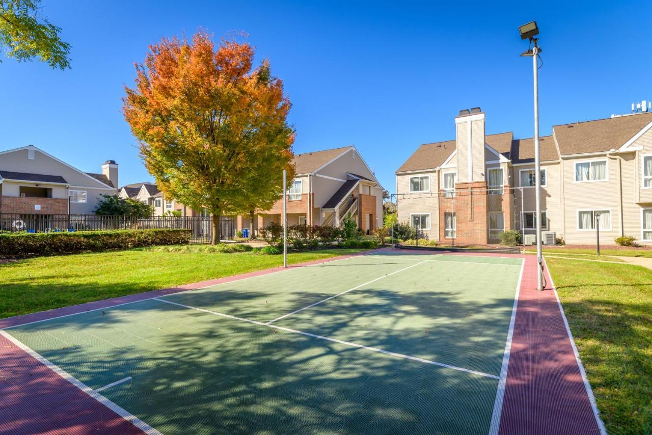 Philadelphia Suites At Airport - An Extended Stay Hotel Εξωτερικό φωτογραφία